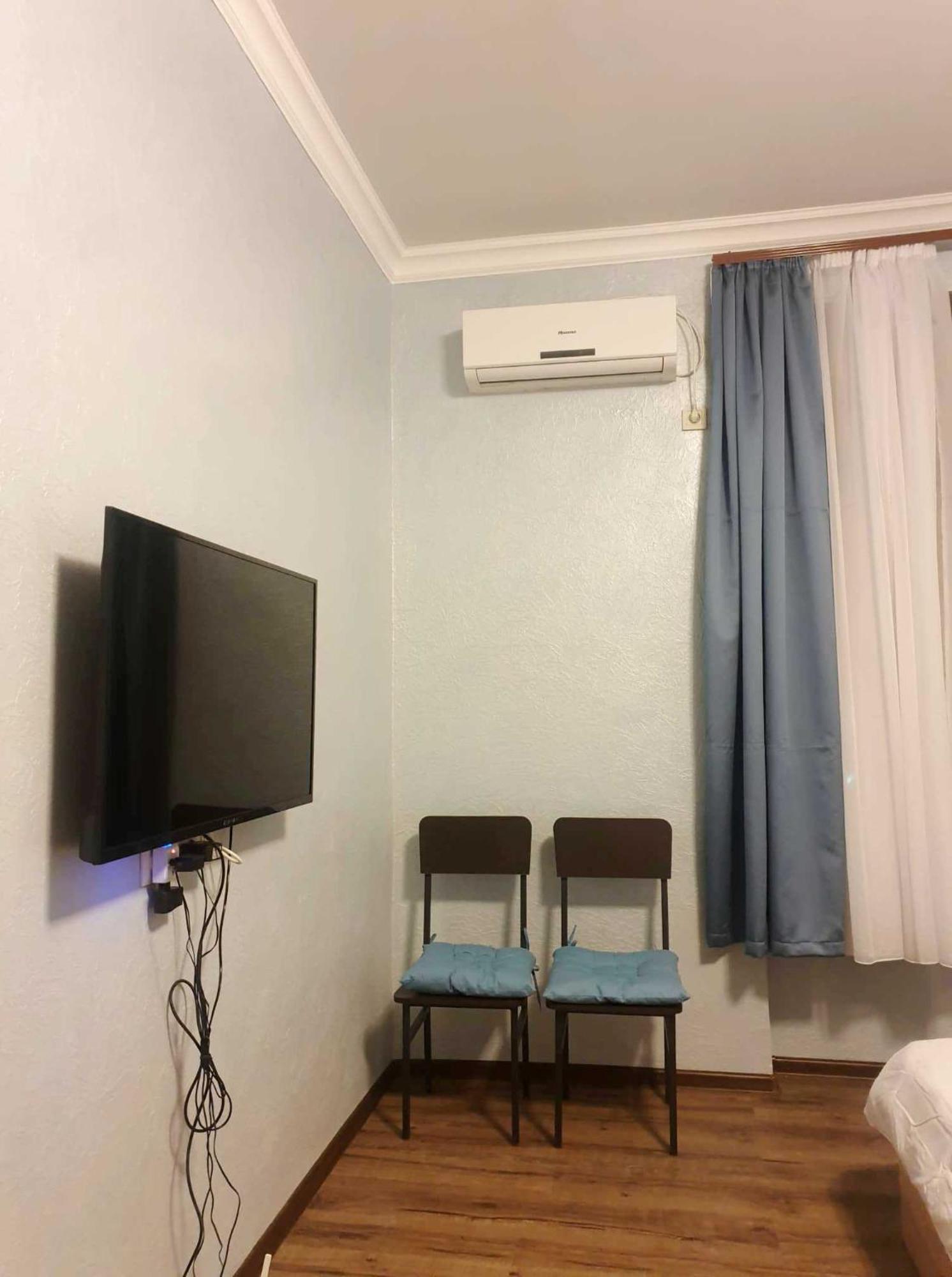 Apartment Near Sasundci Davit Metro Station Erivan Exterior foto