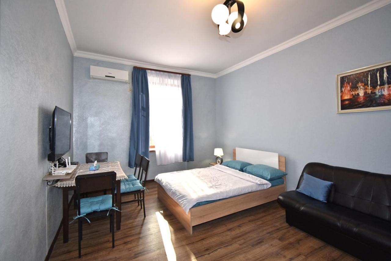 Apartment Near Sasundci Davit Metro Station Erivan Exterior foto